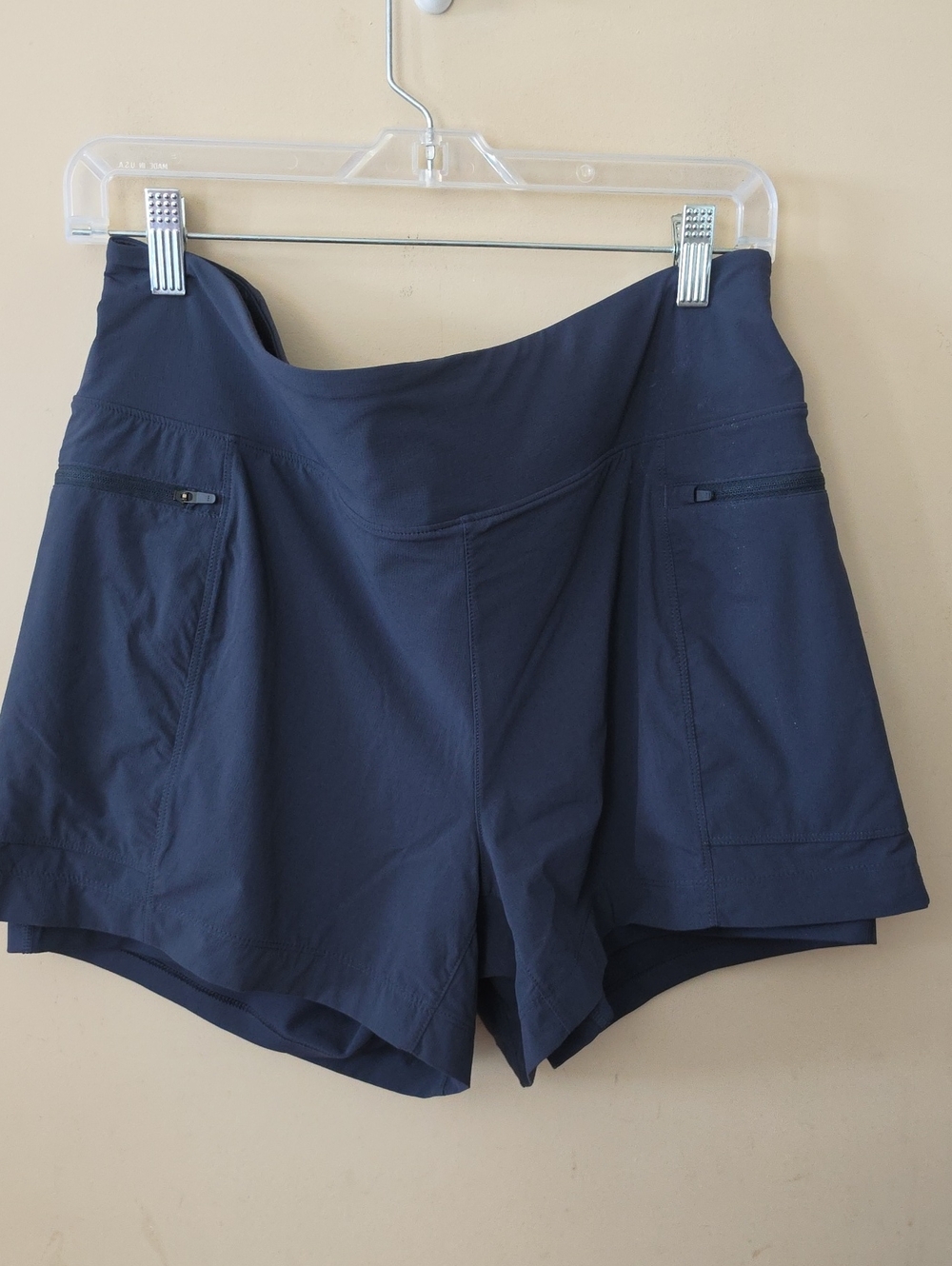 Mountain Hardwear Women's Navy Blue Athletic Shorts